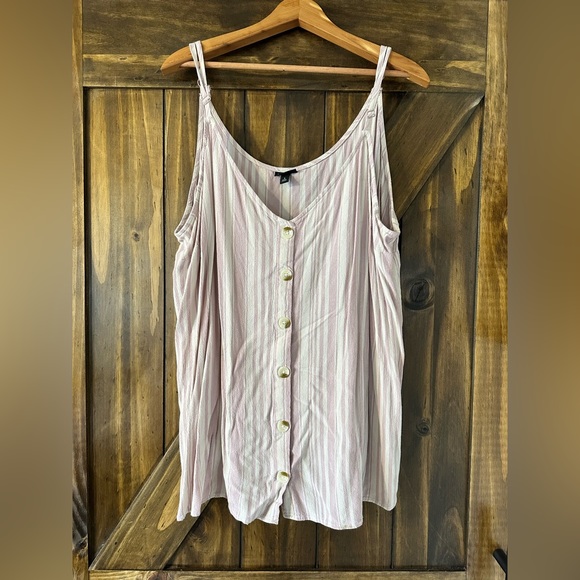 Plus size tank top - Picture 1 of 5